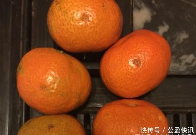 沙糖桔香甜可口,碰上这两种别买,现在知道还不晚,记得告诉家人