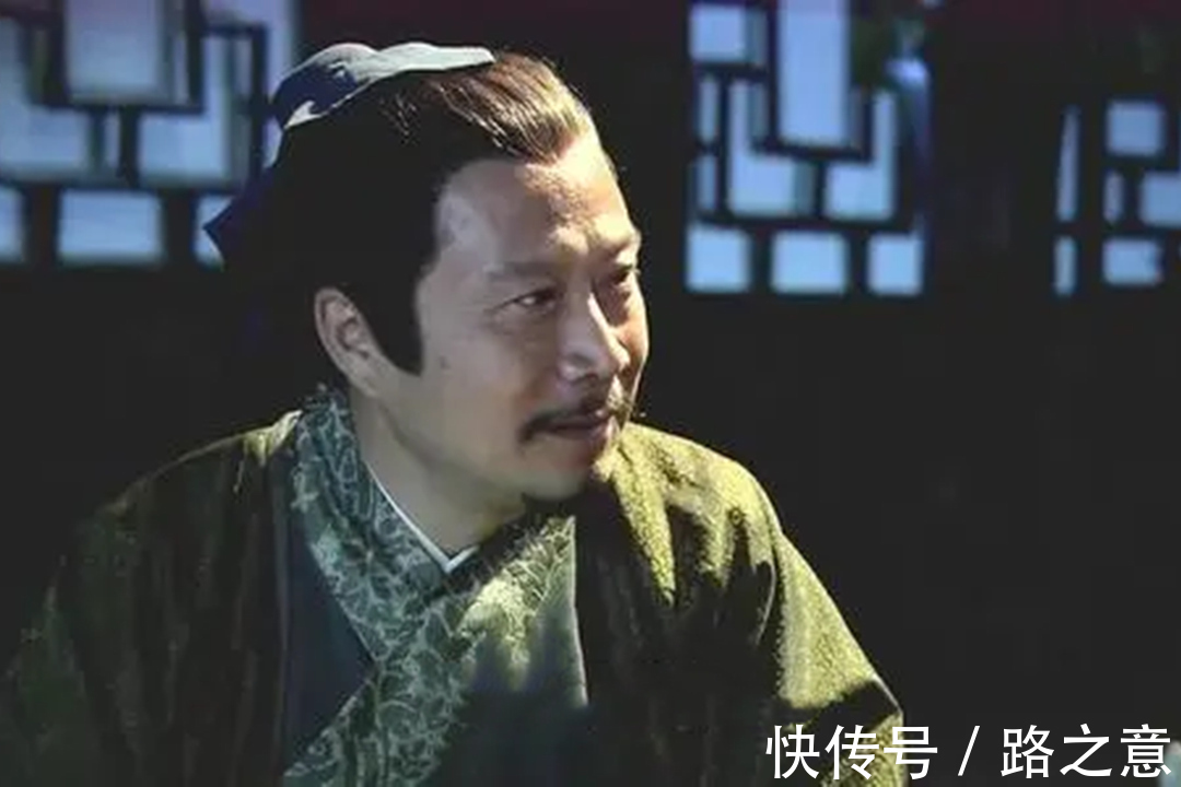 缙绅们|清朝奇案：年轻县令路遇出丧，风吹孝服内藏红衣，携手老父破凶案