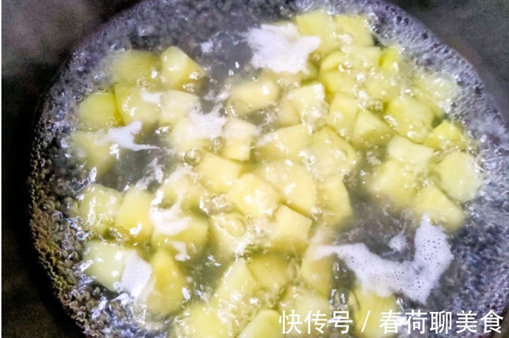 土豆控|比肉还好吃的酱烧土豆,香烂入味,好吃还下饭