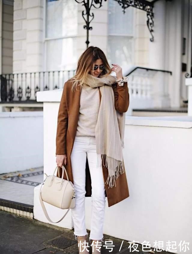 系法|喜欢穿大衣的女人,围巾建议这些“时髦系法”,脸都偷偷小一圈