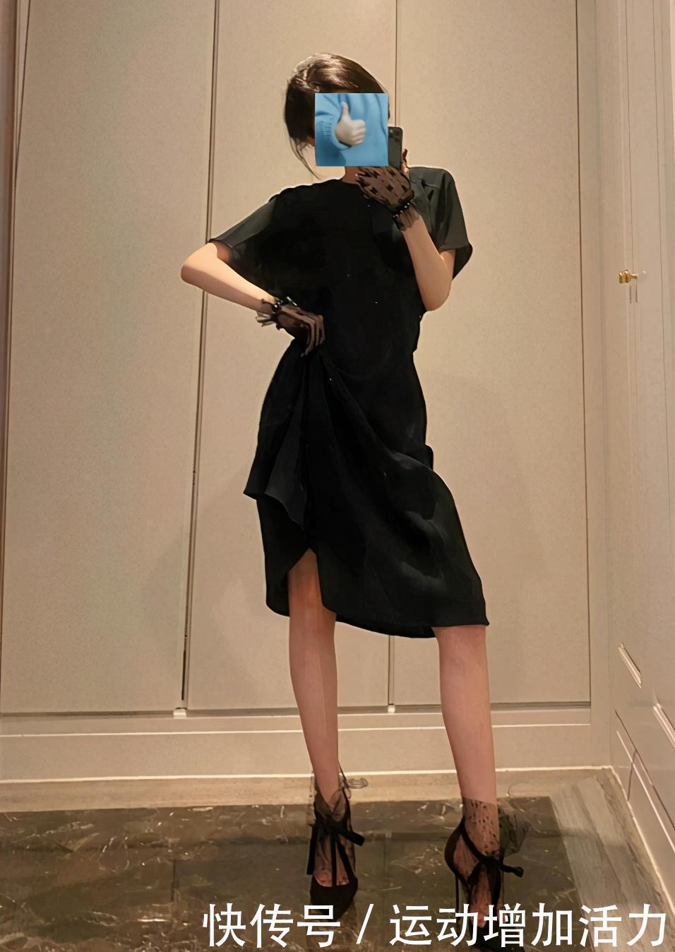 高跟鞋的网纱是弹力的，而且有系带，丝毫不用担心不好穿！