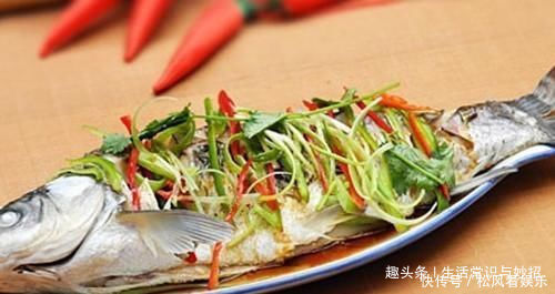 酱油|蒸鱼时,有人放盐也有人放酱油,酒店大厨错了!
