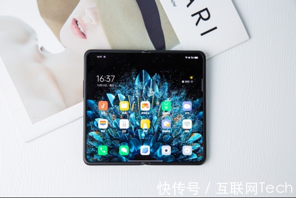 find|业内专业人士都是怎么看OPPO Find N？看完这些你就明白了