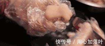 鲜嫩|一块五花肉放入矿泉水瓶里，瞬间变成一道好吃的美食，鲜嫩Q弹！