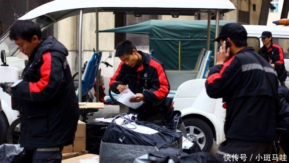 编造谎言|被投诉的快递员：编造谎言下跪、服药自杀、赔付八千货款……