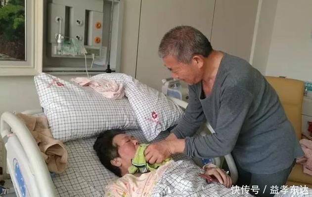 宝宝|51岁孕妇冒险生三胎,宝宝出生后,全家放声大哭,医生纷纷落泪