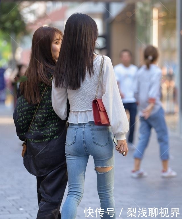 大长腿|丰润雅致的打底裤美女，展现出靓丽自信的气质，大方优雅