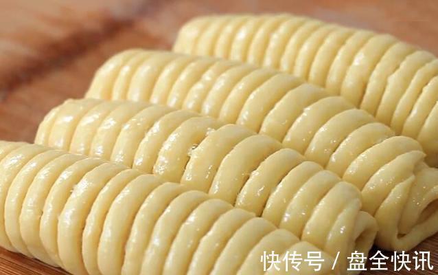 bye|秋天别再蒸馒头了,学会这一招,松软香甜,比馒头花卷好吃100倍