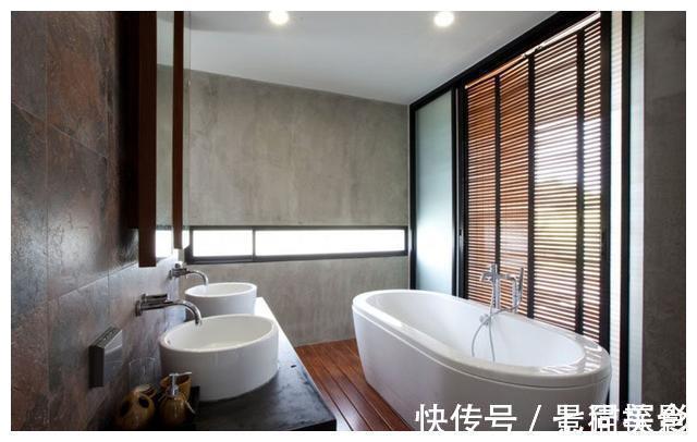 房屋|用5毛钱水泥板自建别墅,十几万的花费,步入室内就被迷住了!