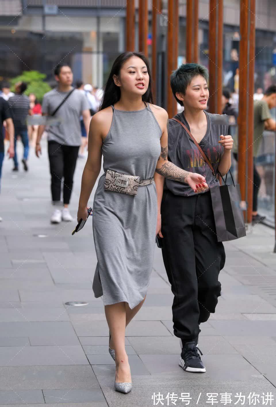 紧身|十足的气质美女,成熟低调大方,散发出迷人的气质太爱了!