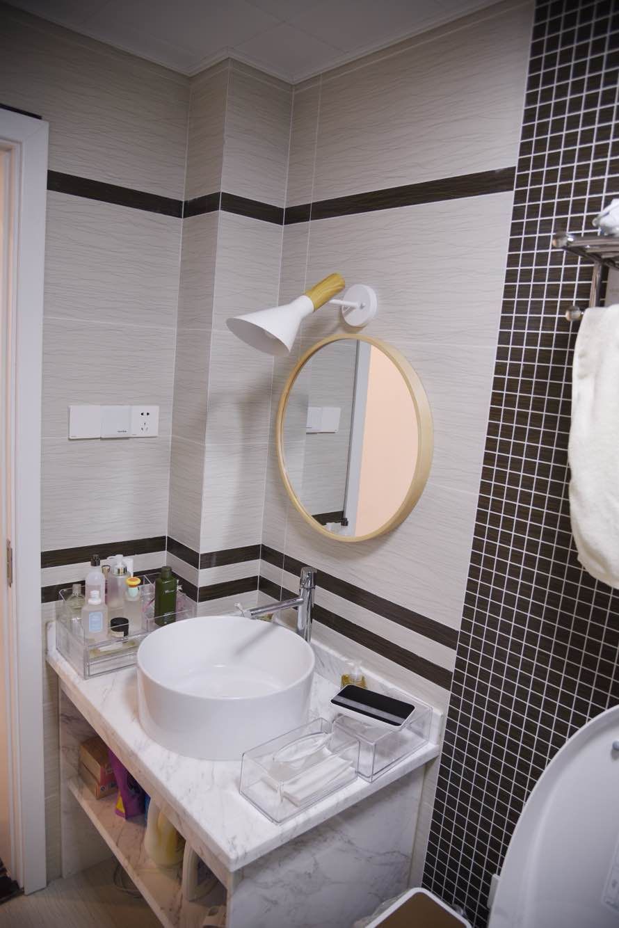 餐厨|邻居的北欧风两居,客餐厨一体化布局真敞亮,卧室还带书房,厉害