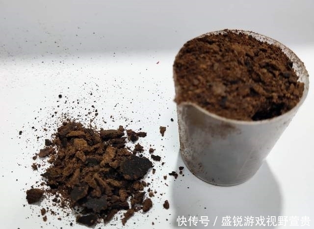 自制|分享一款自制便宜好用的鲫鲤通用野钓素饵，春末夏初超好用鱼获多