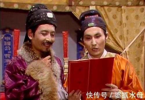 黑山村#红楼梦:贾府过年来交租的乌进孝有什么意义?作者直写全书主旨!