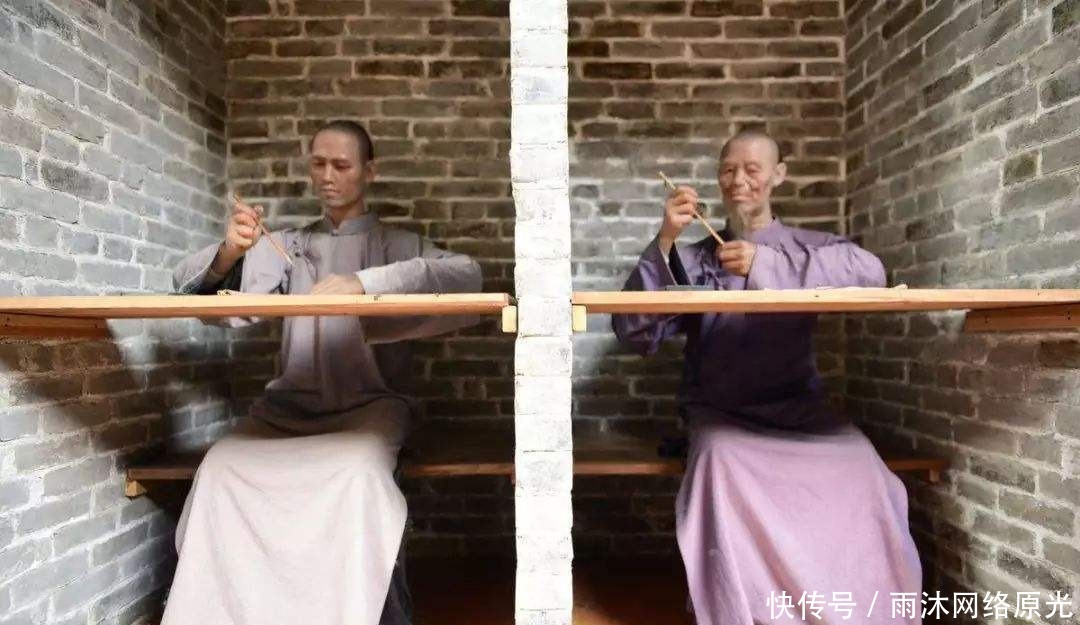 皇帝|高考时,他写了副对联,连夸皇帝祖宗6代,皇帝大喜:状元就你了