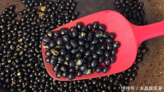 头发|天冷了,多吃这“三黑”,不仅头发长得又浓又密,而且气色很好