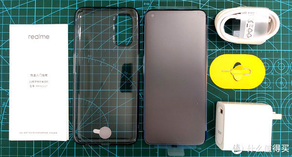 Q2|购物日常 篇二十八：有颜又能打的千元机，真我Q2有资格占一席