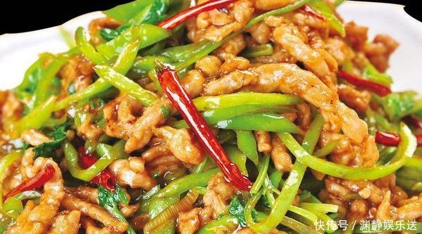  家常菜|肉丝滑嫩，青椒爽口，百吃不厌得家常菜，孩子最爱吃了呢