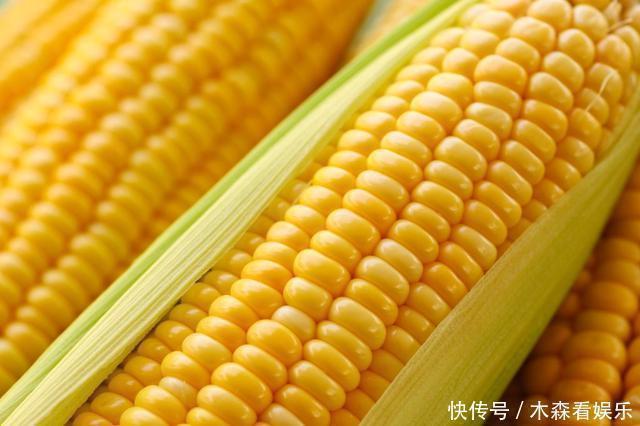 婆婆煮的玉米特别嫩,比外面卖的还要香!每次煮都加点它
