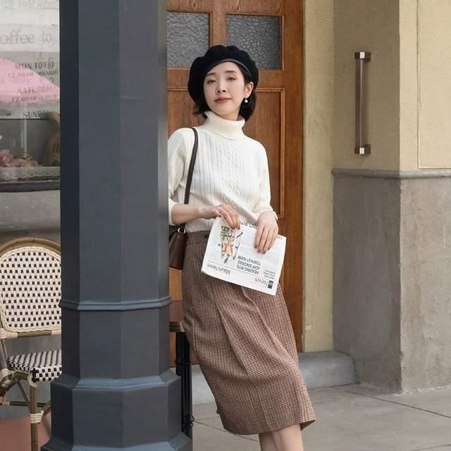 正确 这才是毛衣的正确穿搭,简单优雅又减龄,轻松穿出20岁的感觉