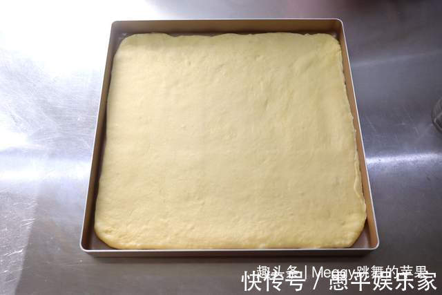 面片|百吃不厌的肉松面包卷,12分钟出炉真省事,早餐可要有口福了