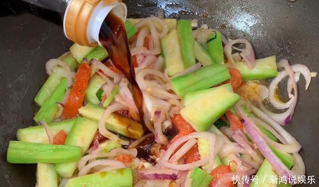 好吃|今天才知道,面条可以这样吃,比水煮好吃比炒简单,吃着真解馋