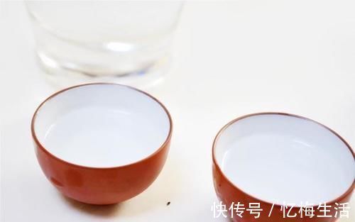 降压药|吃完降压药,要注意什么?医生提醒:3样东西应有所忌口