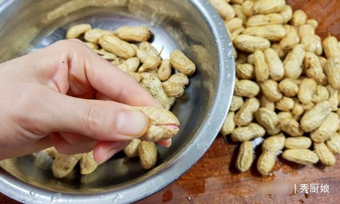 入味|做水煮花生米,直接下锅煮是“外行”,教你1招,香糯入味又省火
