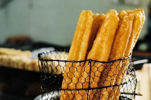 紧致|88岁院士,研究皮肤50余年,提醒:少吃2“黄”,皱纹或慢慢减少