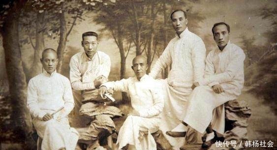 武功$他,当代少林武功最强武僧,为少林出手立生死约,曾一掌打掉牛胯