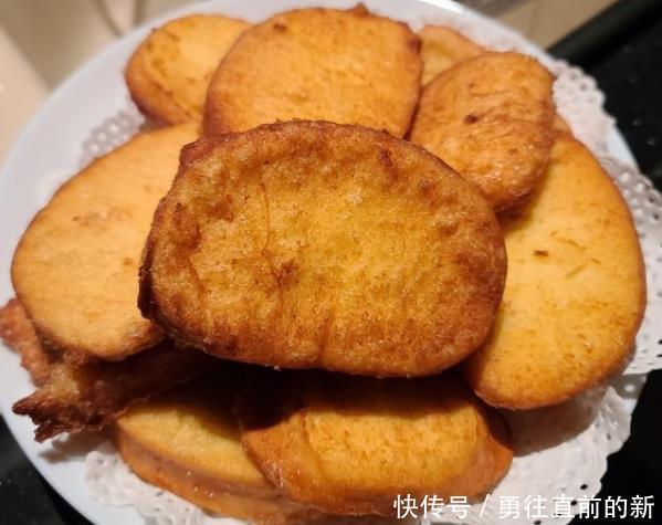 炸馒头片油腻不好吃记住别再直接炸，教你好方法，酥脆不吸油