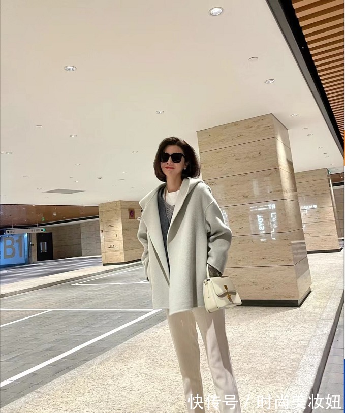 裤子|“白裤子”才是万能的搭配神器,9个造型告诉你答案,高级洋气