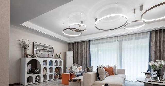 爱马仕橙|大平层的现代轻奢风设计高级灰碰上爱马仕橙的惊艳!