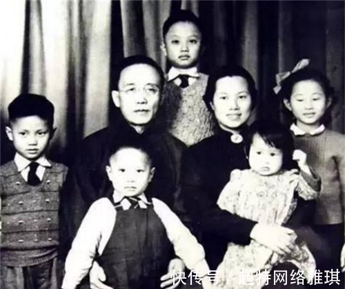 丈夫$妻子在整理丈夫的遗物时,意外发现一封信,看完后却选择离开人世