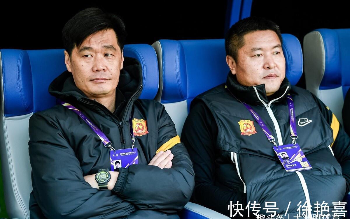 世预赛|国足传出消息:中国足协“要继续爱下去”,李霄鹏世预赛压力大