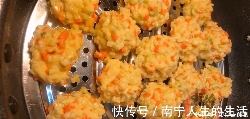 土豆吃了几十年,第一次见此做法,不炒不炖不凉拌,孩子吃不够