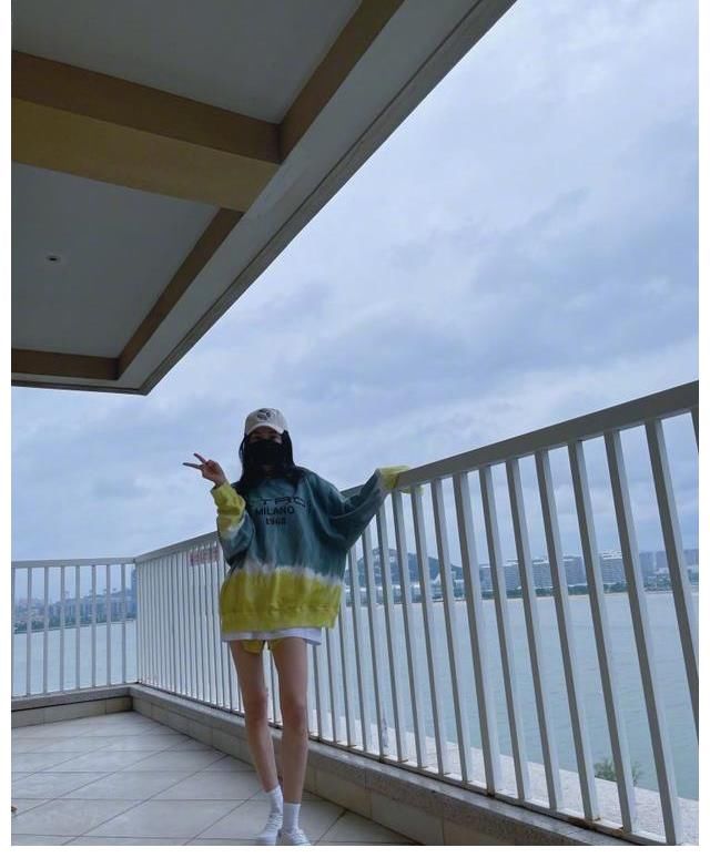 彩排|杨幂八月一日梦醒时分演唱会彩排中