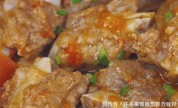 烹饪|在家教你用电饭煲焖排骨,烹饪简单,鲜酸味美,孩子特爱吃的菜肴
