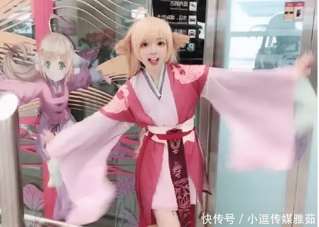 cos|还记得cos涂山苏苏走红的王奕萌吗?当她卸妆后,美到让人心醉