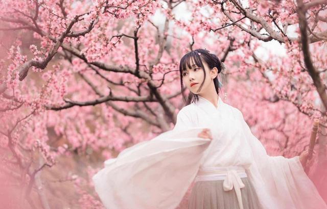 华盖星&俗语:女带咸池,门外养汉;男带华盖,富贵不愁,“咸池”是啥