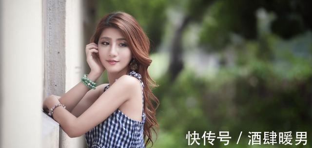 蕾丝 黑白格子连衣裙,穿出不一样的美!