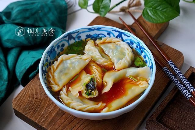 金针菇|明日小暑,吃饺子就吃这馅,比肉馅香,一口恨不得吃2个,真过瘾