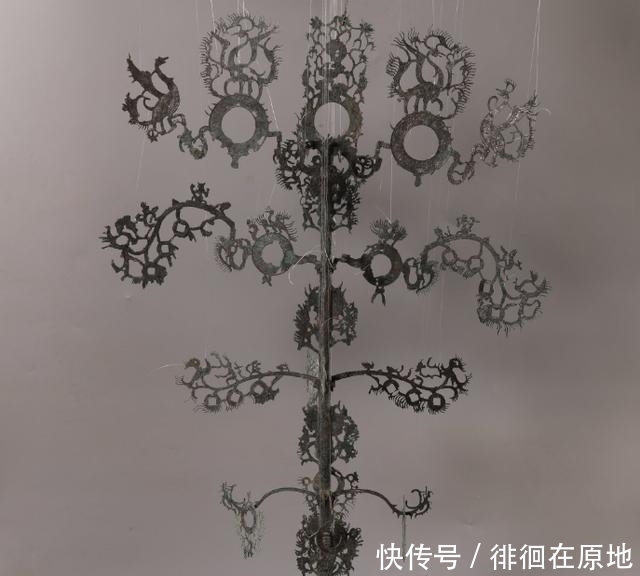 糗大了,东汉摇钱树被成功修复,网友纷纷求好运