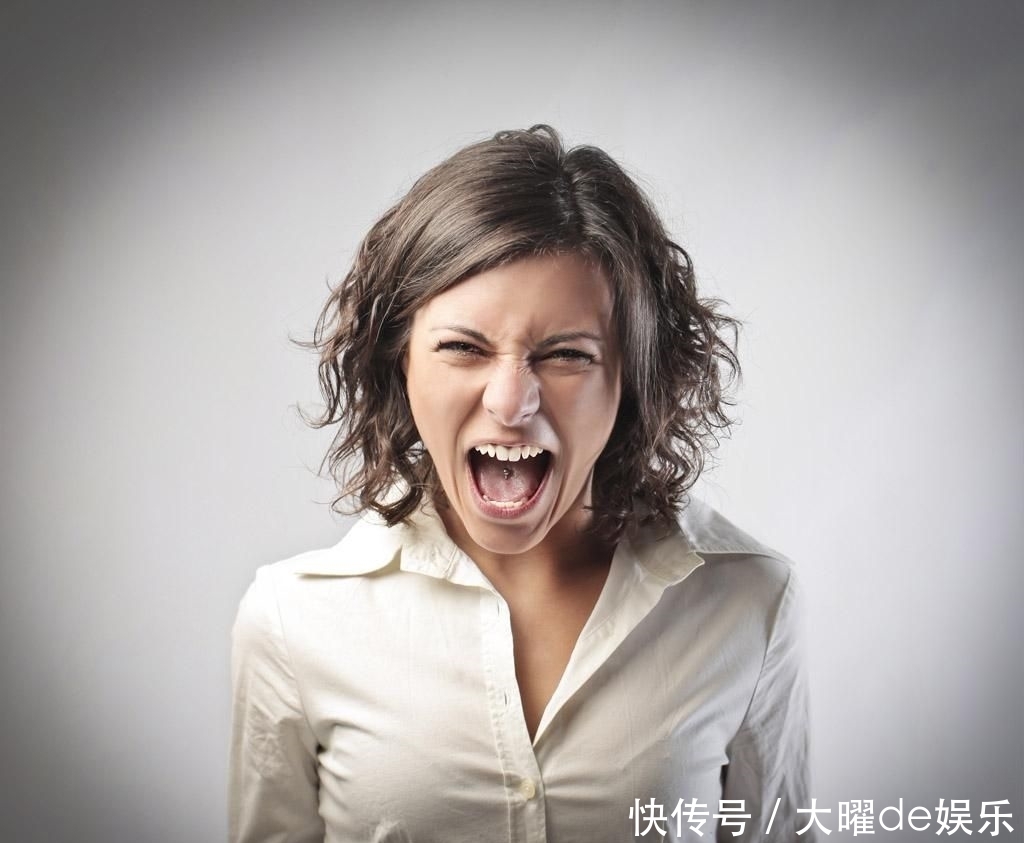 睡眠时间|女性出现4个变化,做好心理准备,或许是进入衰老期了