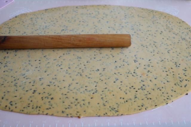 零食|过年女儿就馋这零食,不加一滴油一滴水,酥脆可口,每年都做5斤