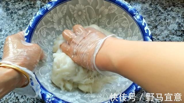 白心|摆摊小吃糯米果来了，软糯香甜，放三天都不会硬，制作简单