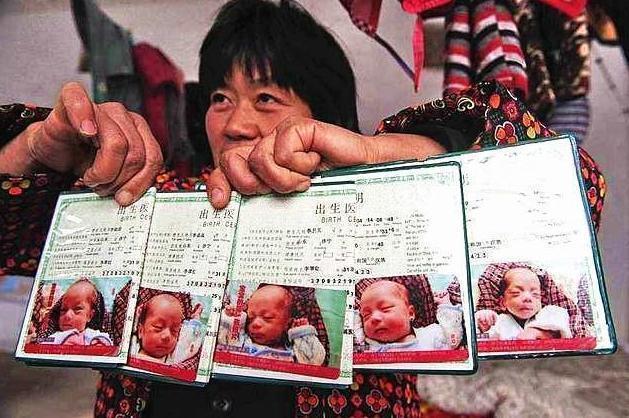 葫芦娃|五胞胎姓“周”,登记出生证明时看到名字医生笑翻:你没开玩笑吧