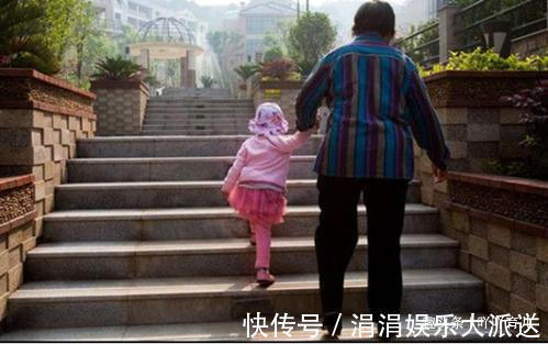 小宝宝|一种新型“不孝”比啃老更伤父母，多半年轻人在做，现实又扎心