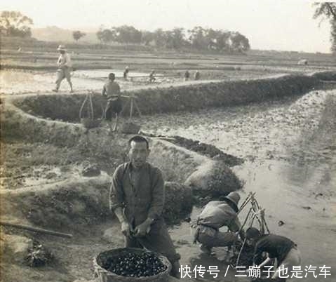 真实|一百年前的农村真实生活老照片,当今的你能呆得了几天