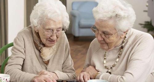 孔子云|“长寿老人”通常会有4大特征，若占2个以上，一般都很长寿！