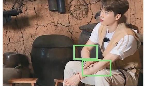 纹身|王嘉尔为遮纹身花样百出，38度高温穿冰袖，范丞丞方式却简单粗暴